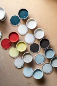 Painting and decorating colour choice
